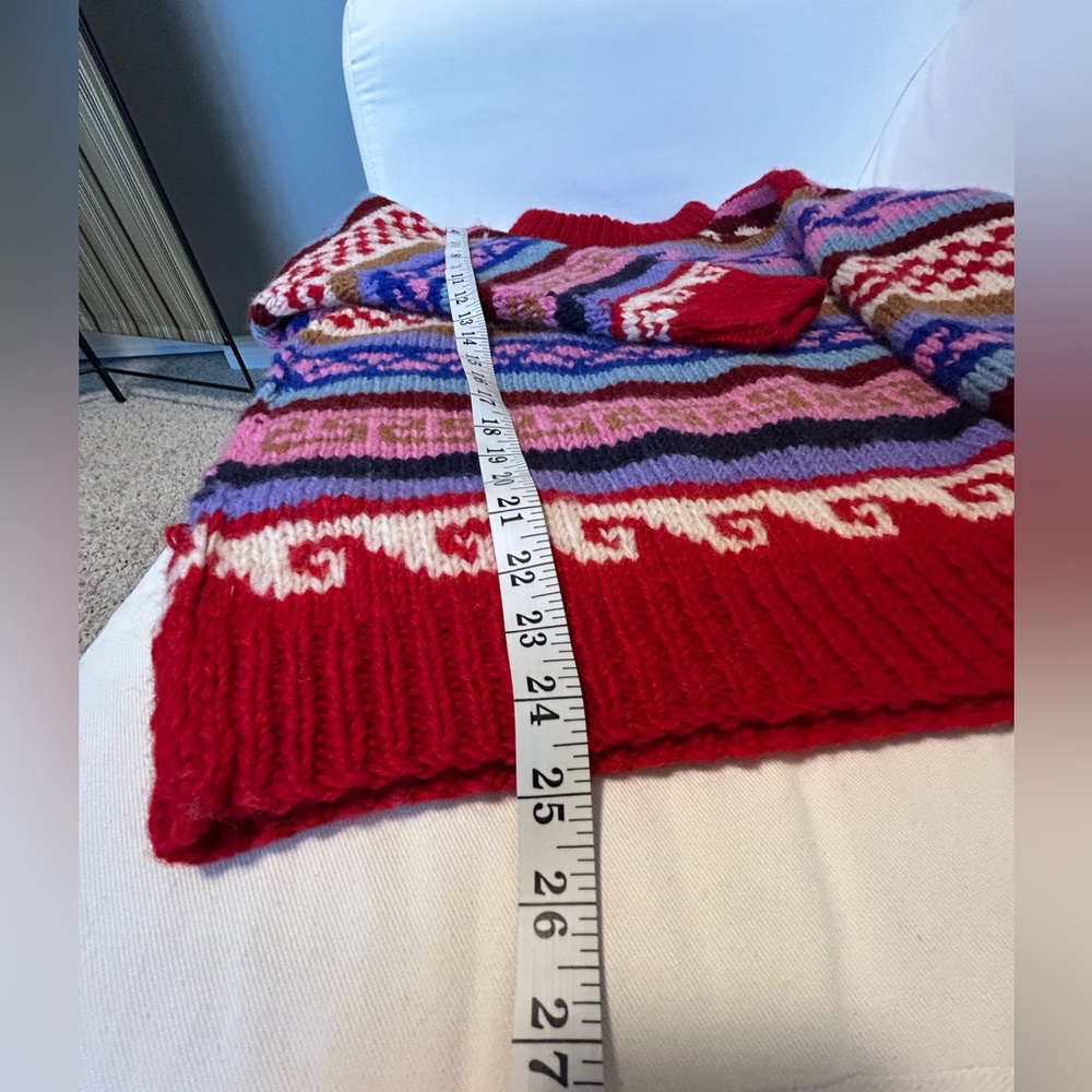 Handmade wool sweater - Picture 17 of 17